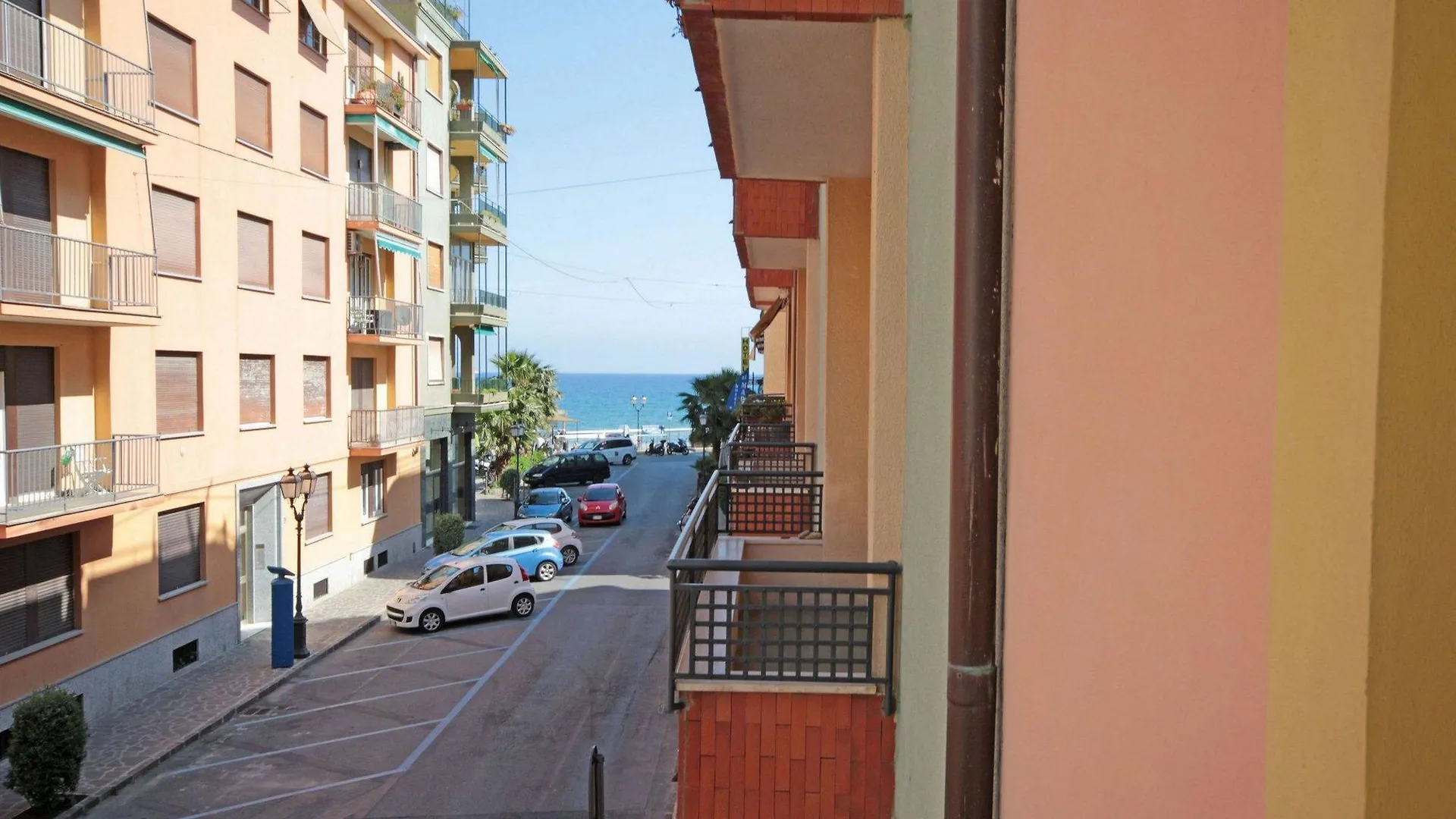 **  Hotel Mignon Alassio Olaszország