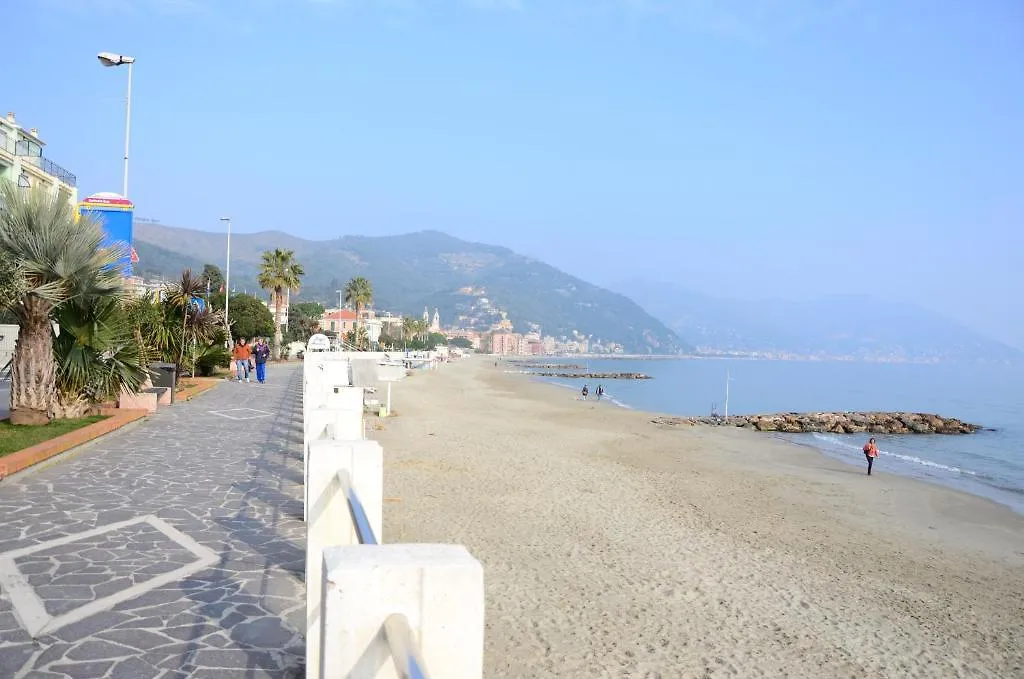 Hotel Mignon Alassio 2*,